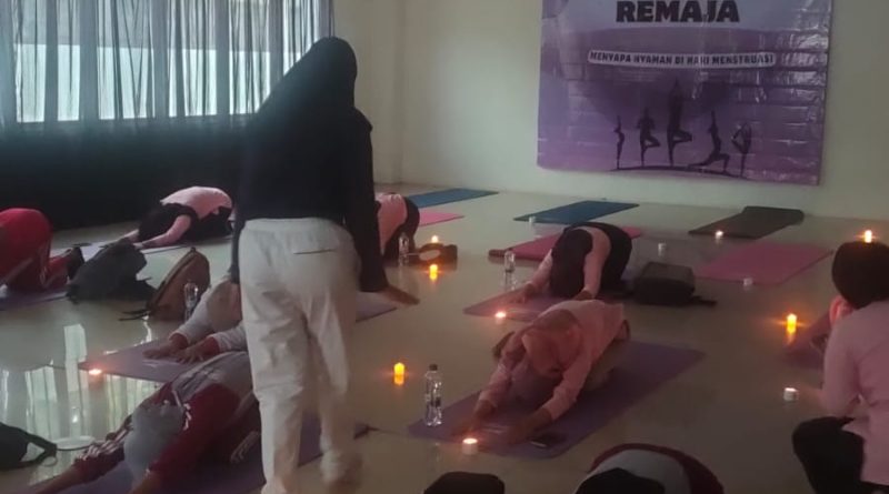 Yoga Remaja-Menyapa Nyaman di Hari Menstruasi